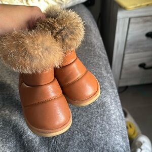 Snow boots toddler